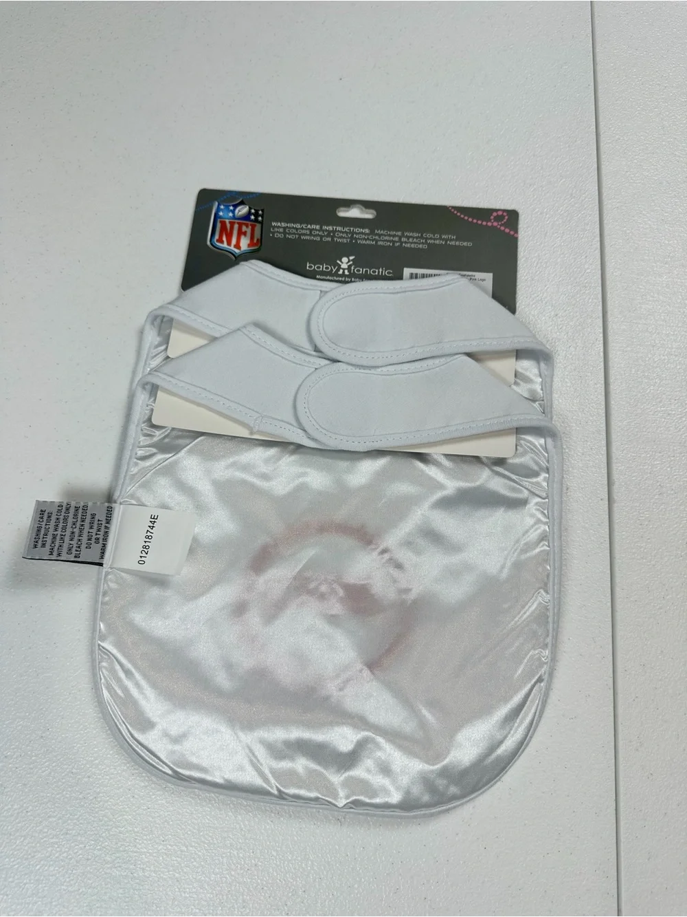 NFL White Baby Bib 2-Pack with Pink‎ Seahawks Logo